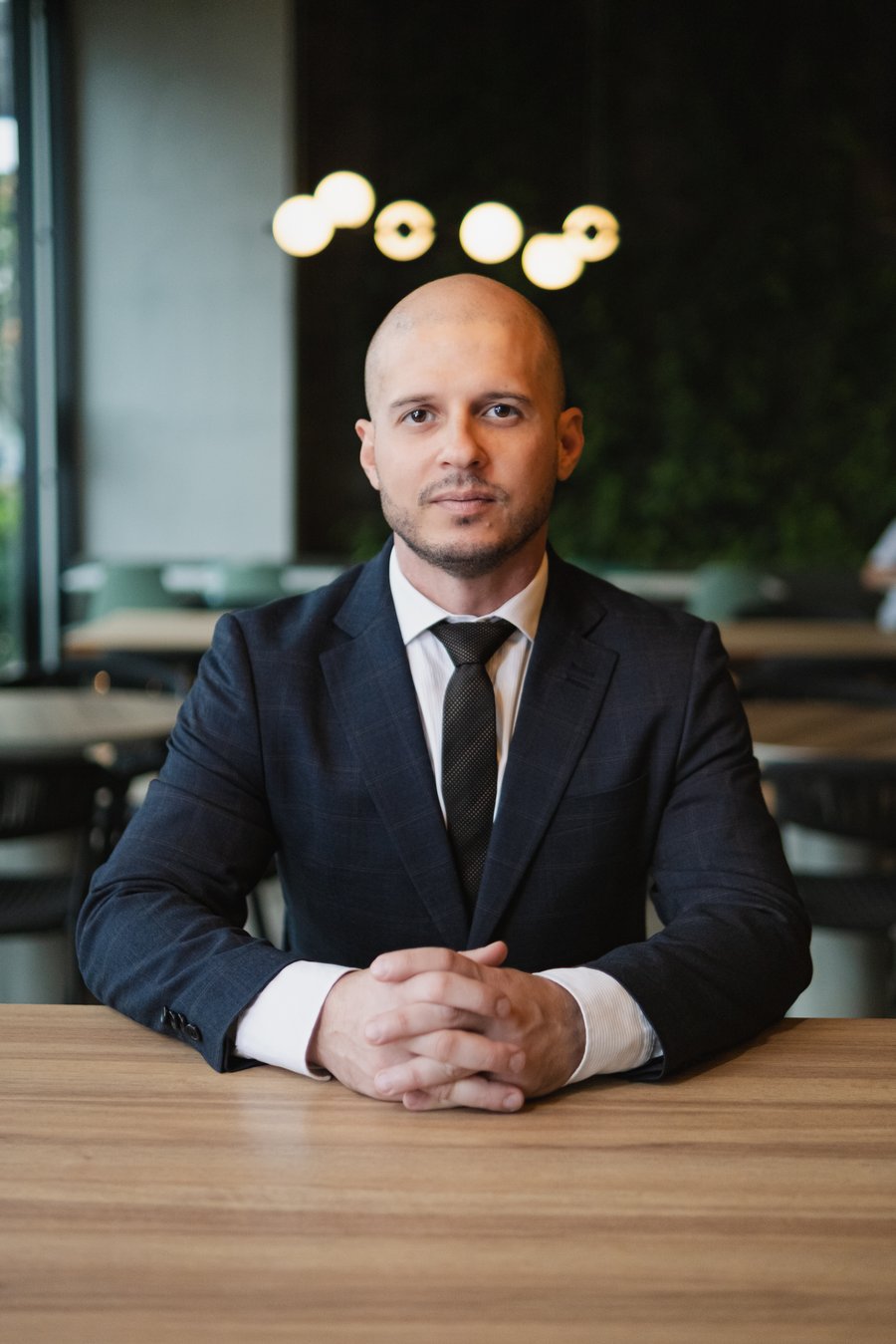 Dr. Diego Bastos Moraes — escritório