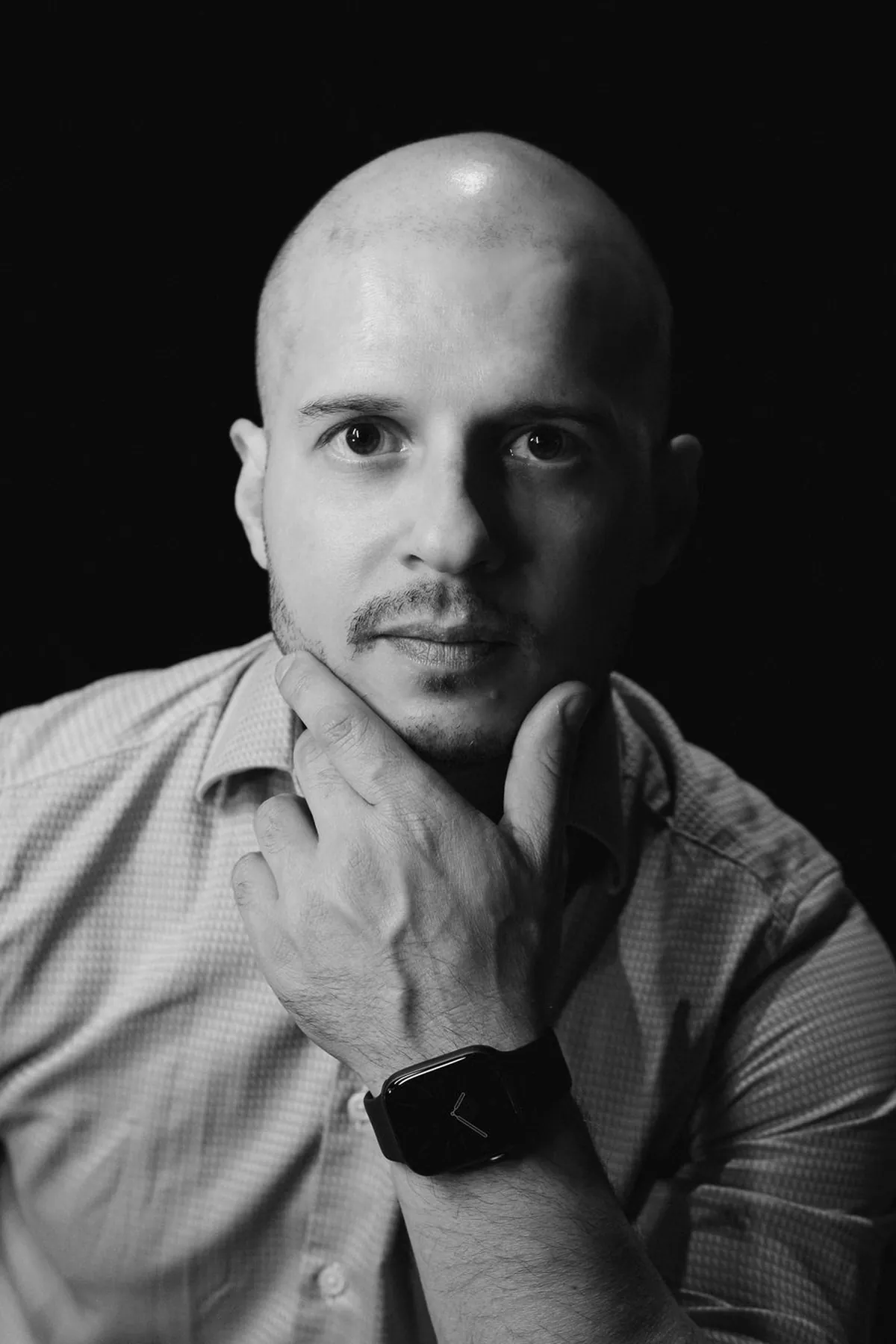 Retrato de Diego Bastos Moraes, o Dr. Leilão